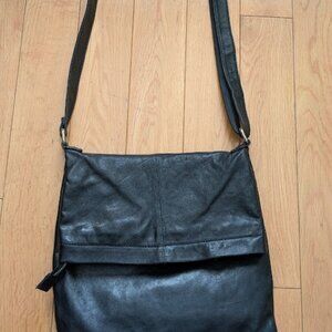 Danier Lether Crossbody Bag Genuine Leather crossbody bag